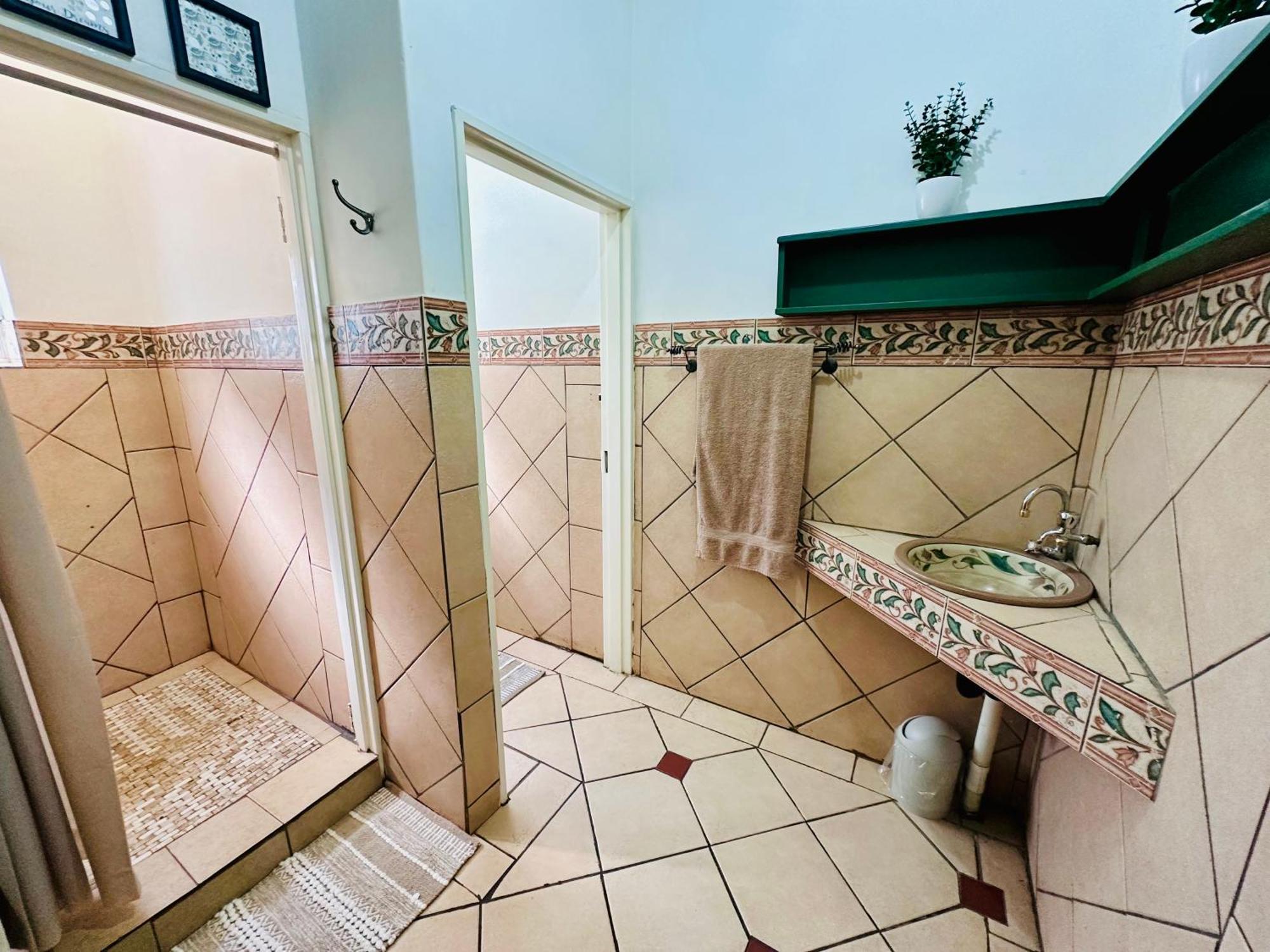 49Onmain Self Catering Holiday Home Sabie Exteriör bild